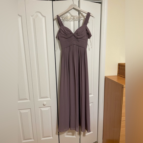 Lulus Dresses & Skirts - Lulus Dress